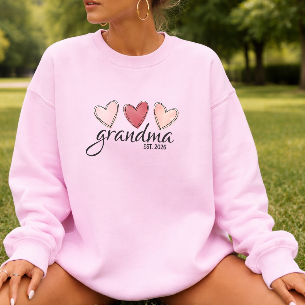 Personalized Heart Sweatshirt - Grandma, Mimi, Gigi, Nana or Mama 🎁
